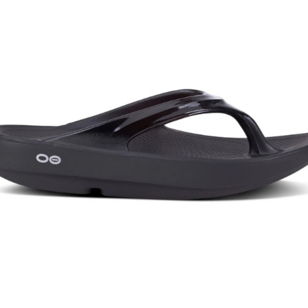 Oofos OOLALA Thong Sandal